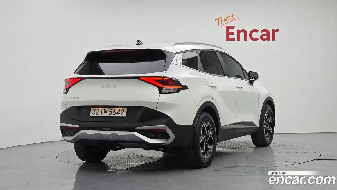 Kia Sportage — фото 4