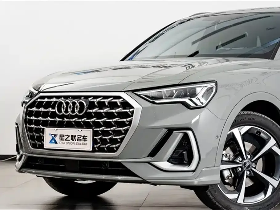 Audi Q3 — фото 4