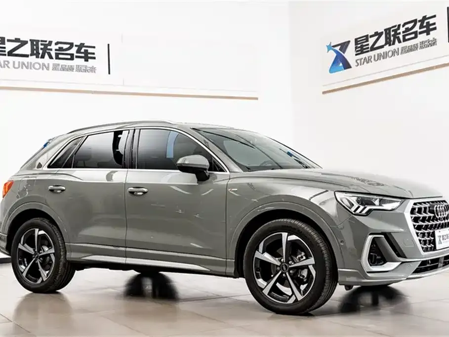 Audi Q3 — фото 7