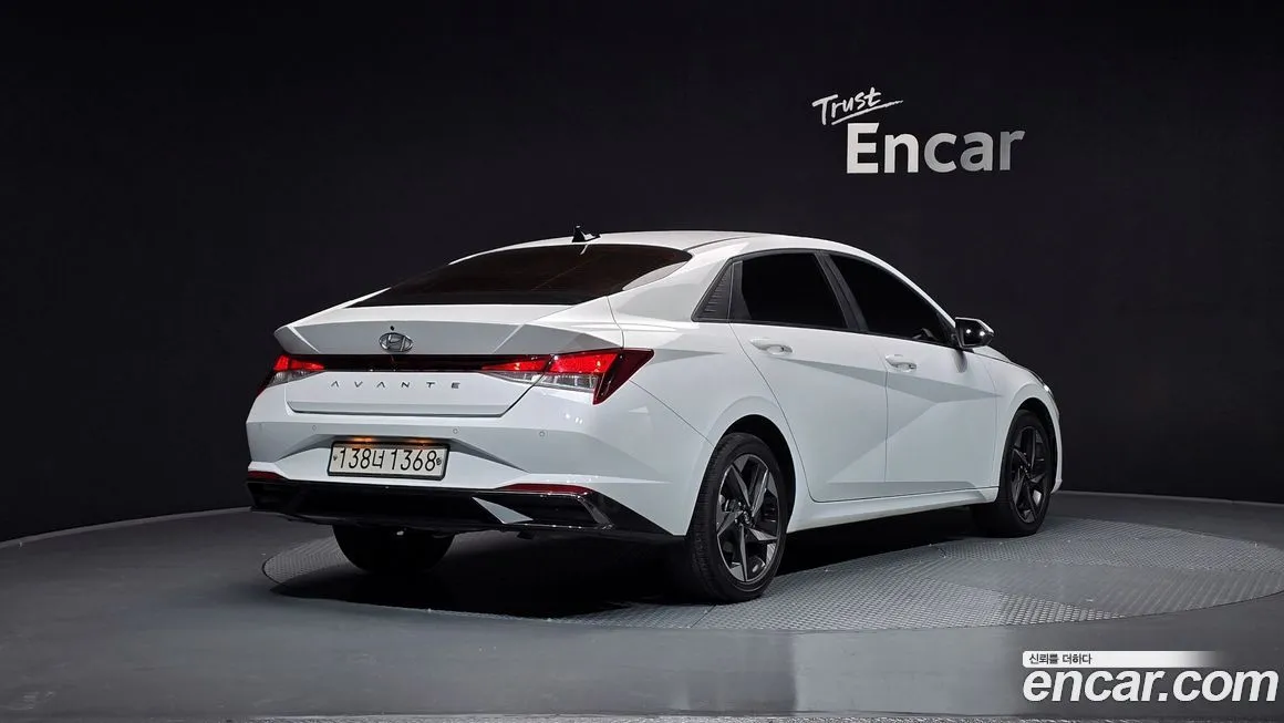 Hyundai AVANTE — фото 2