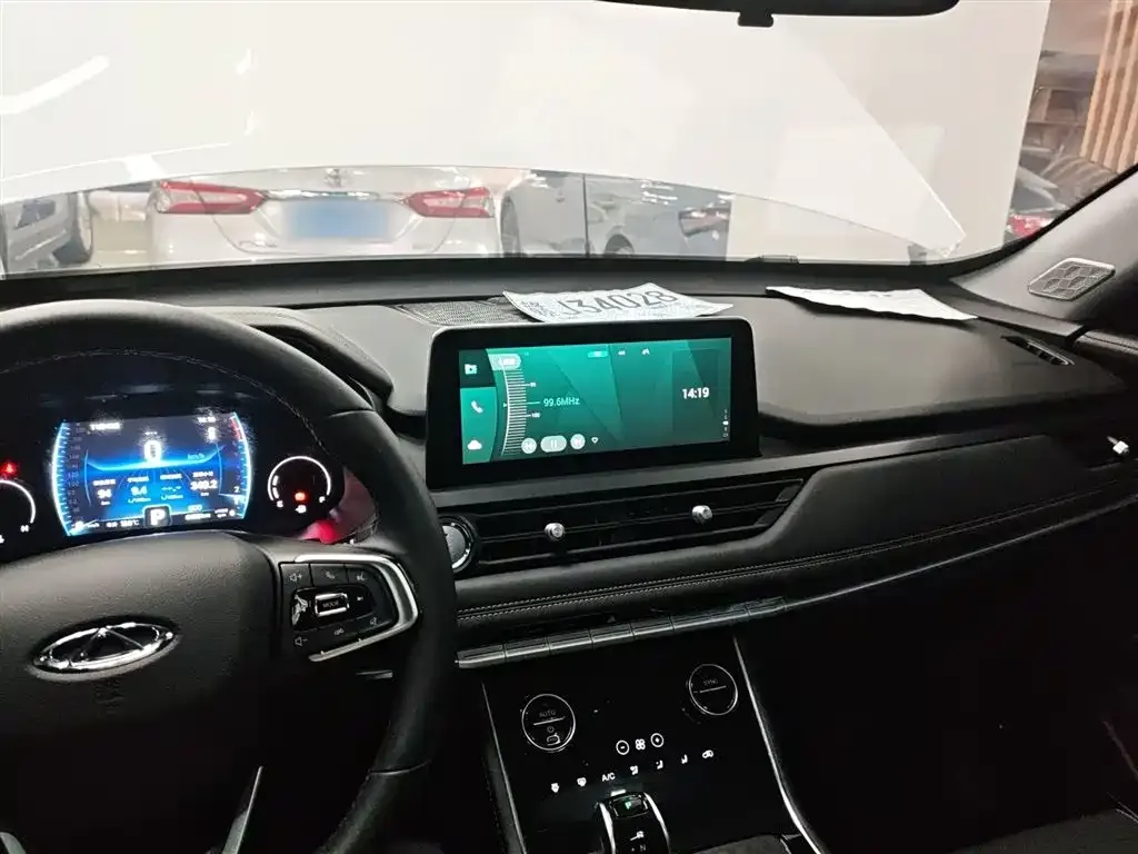 Chery Tiggo 8 — фото 10