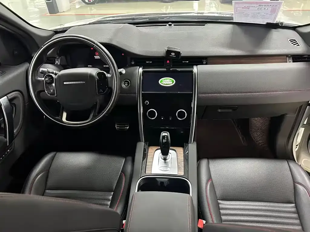 Land Rover Discovery Sport — фото 2