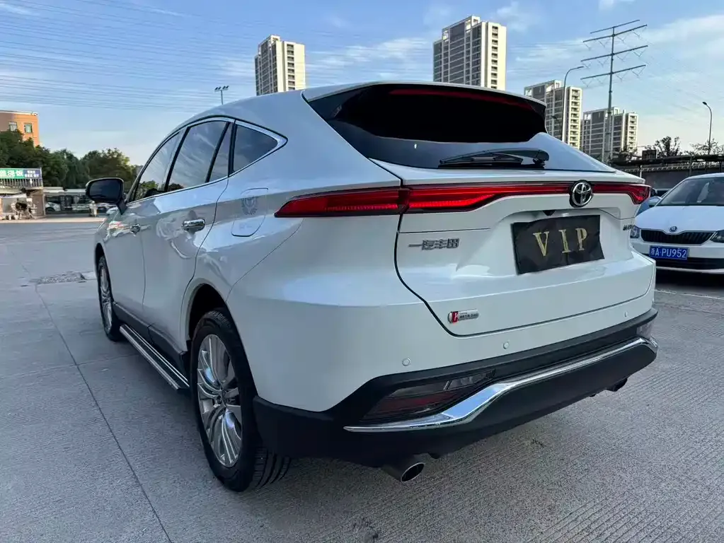 Toyota Harrier — фото 5