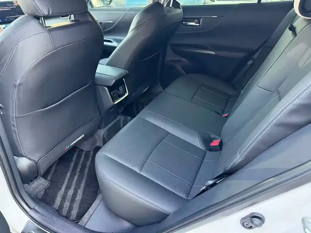 Toyota Harrier — фото 9