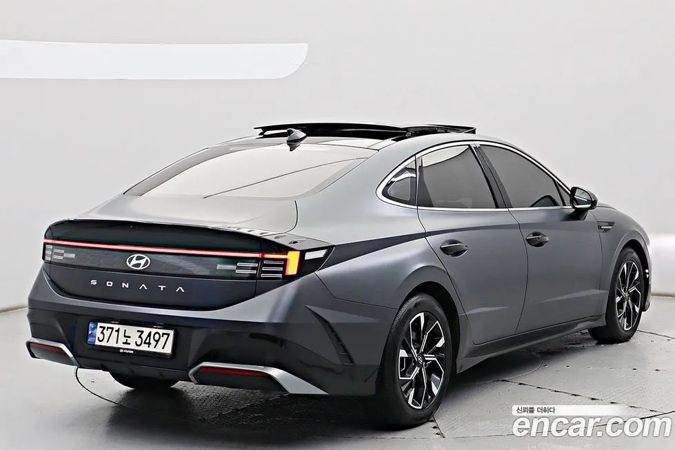 Hyundai Sonata — фото 2
