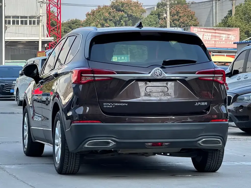 Buick Envision Plus — фото 4