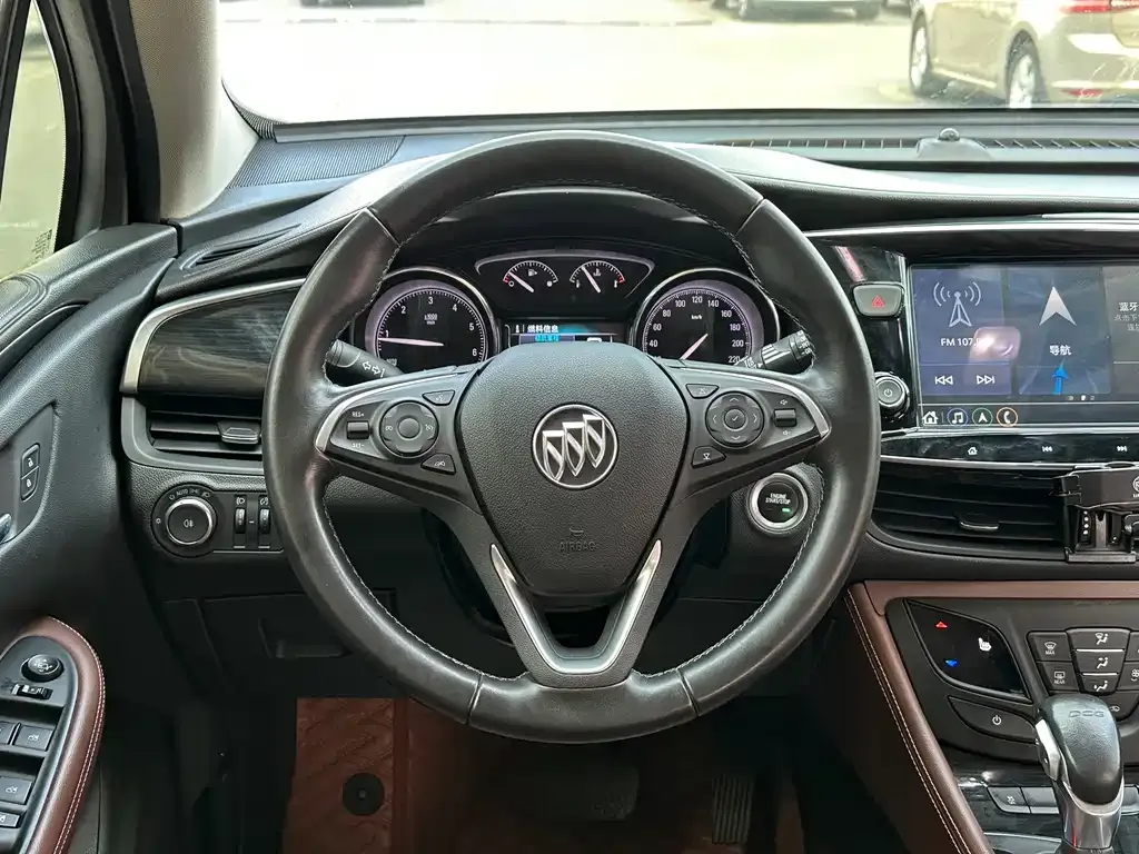 Buick Envision Plus — фото 8