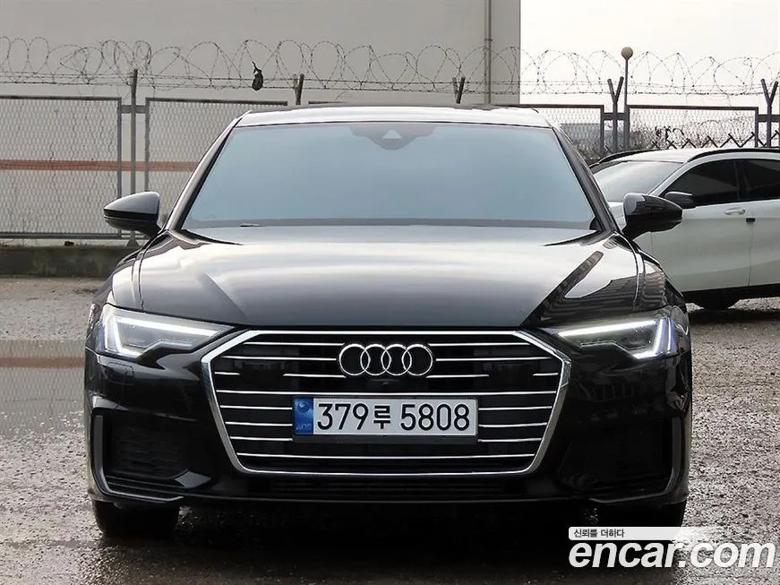 Audi A6 — фото 1