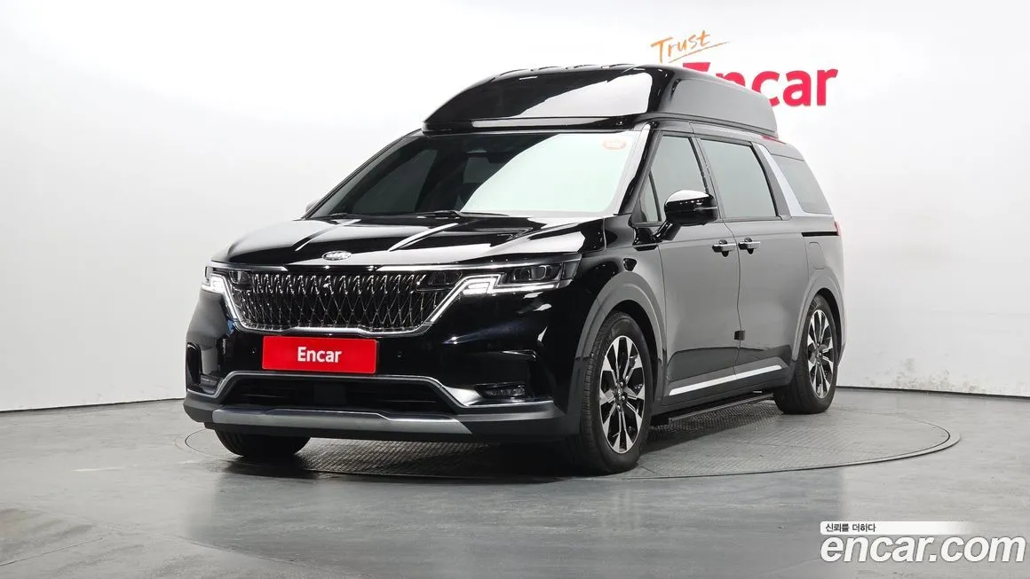 Kia Carnival — фото 1