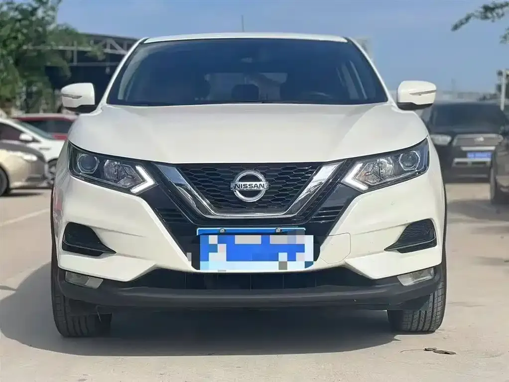Nissan Qashqai — фото 2