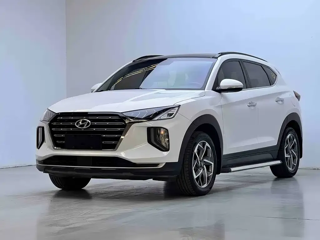 Hyundai Tucson — фото 1