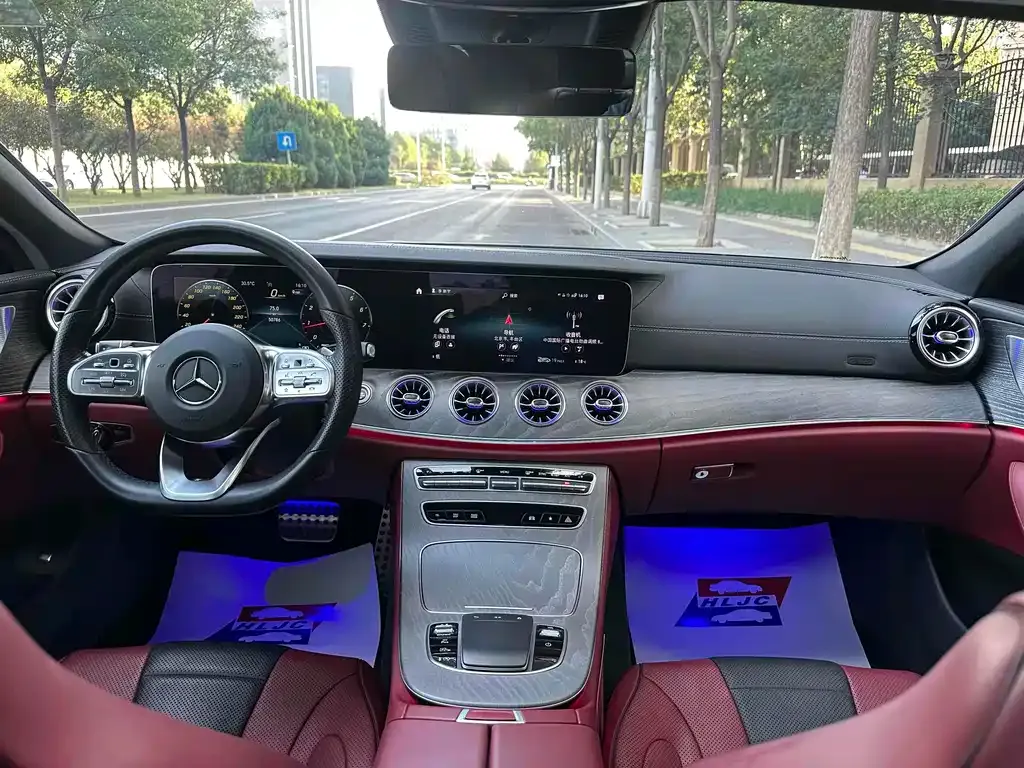 Mercedes-Benz CLS — фото 10