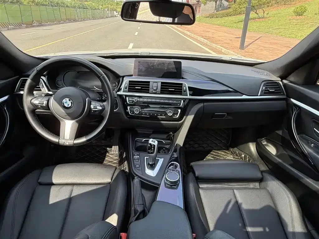 BMW 3 Series GT — фото 8