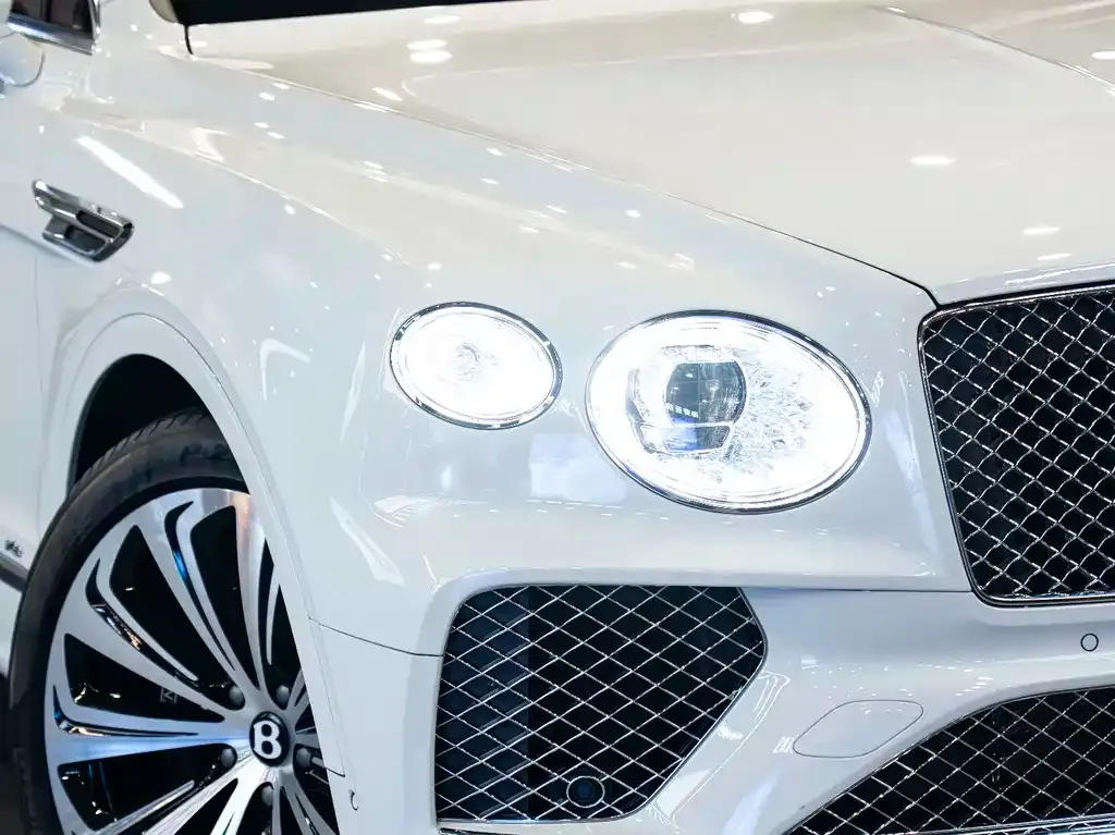 Bentley Bentayga — фото 5