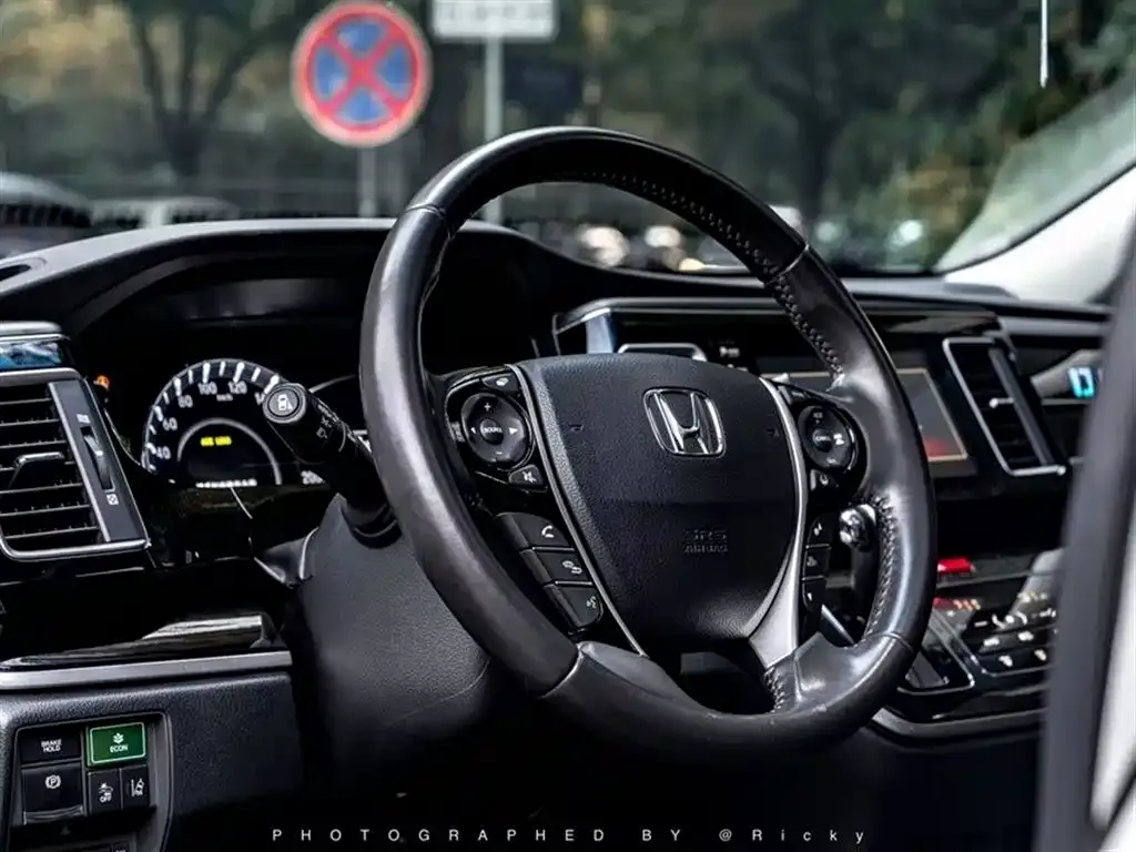 Honda Elysion — фото 4