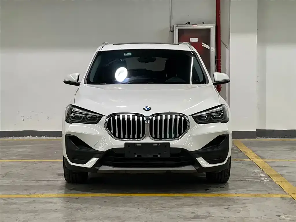 BMW X1 — фото 2