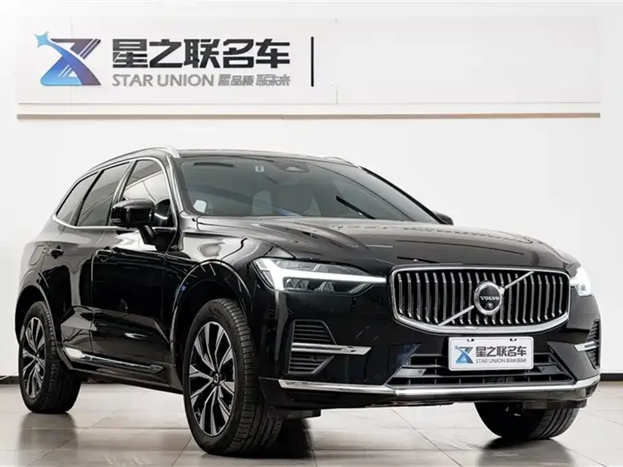 Volvo XC60 — фото 6