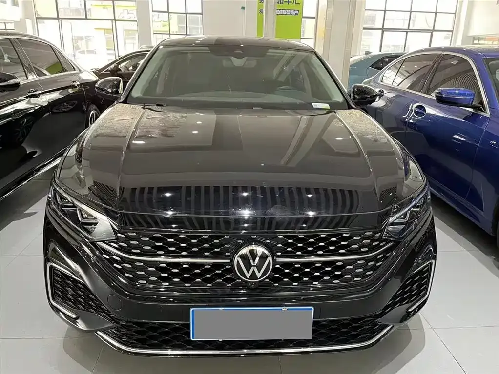 Volkswagen Passat — фото 2