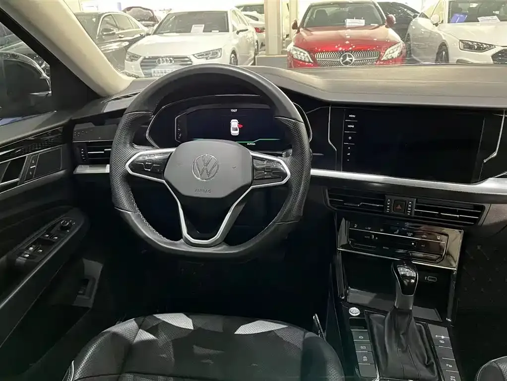 Volkswagen Passat — фото 3