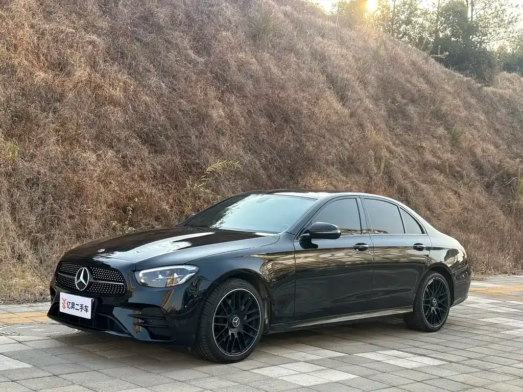 Mercedes-Benz E-Class (Import) — фото 1