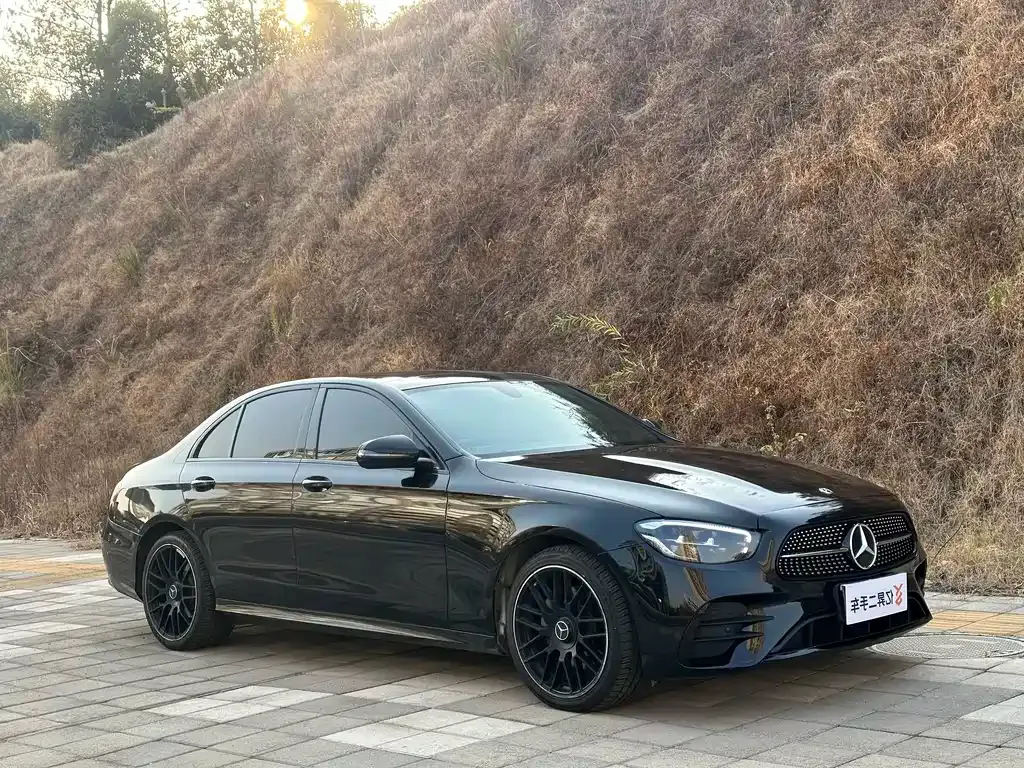 Mercedes-Benz E-Class (Import) — фото 3
