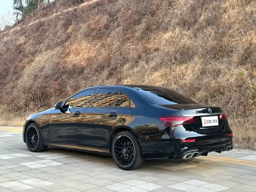 Mercedes-Benz E-Class (Import) — фото 4