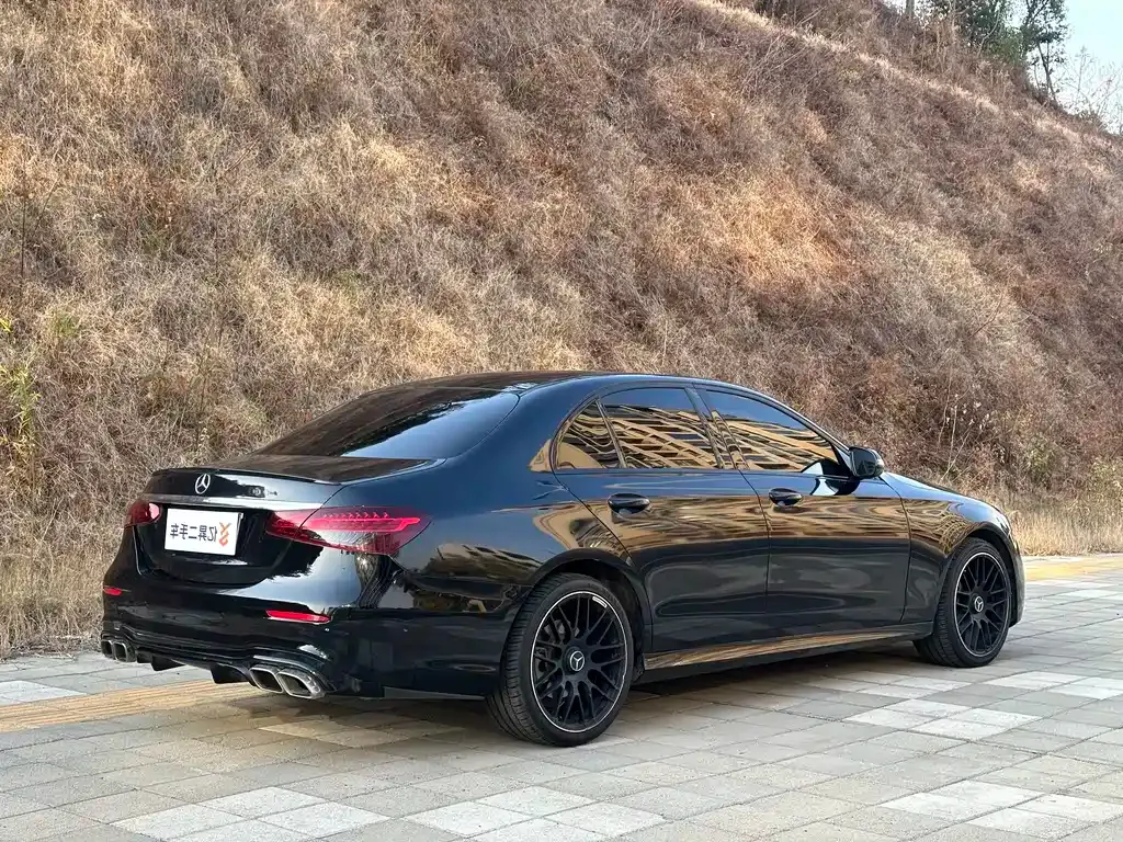 Mercedes-Benz E-Class (Import) — фото 6