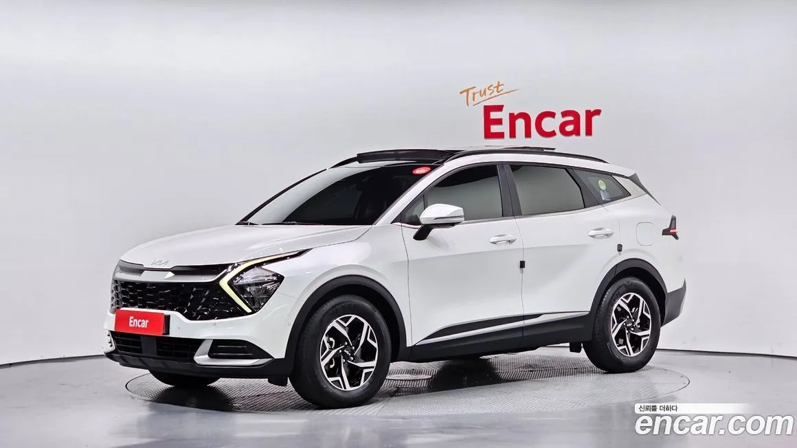 Kia Sportage — фото 1