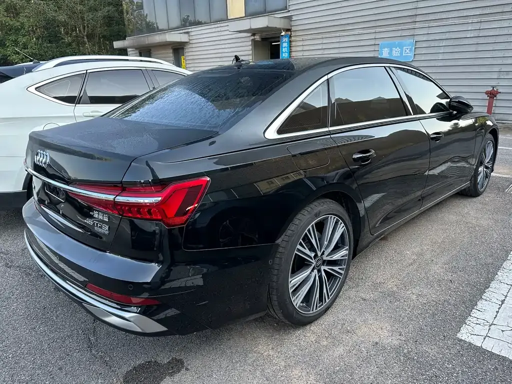 Audi A6L — фото 3