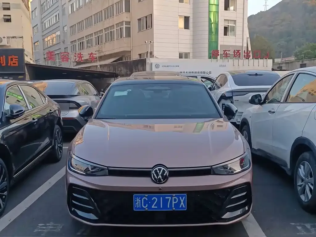 Volkswagen Passat — фото 2