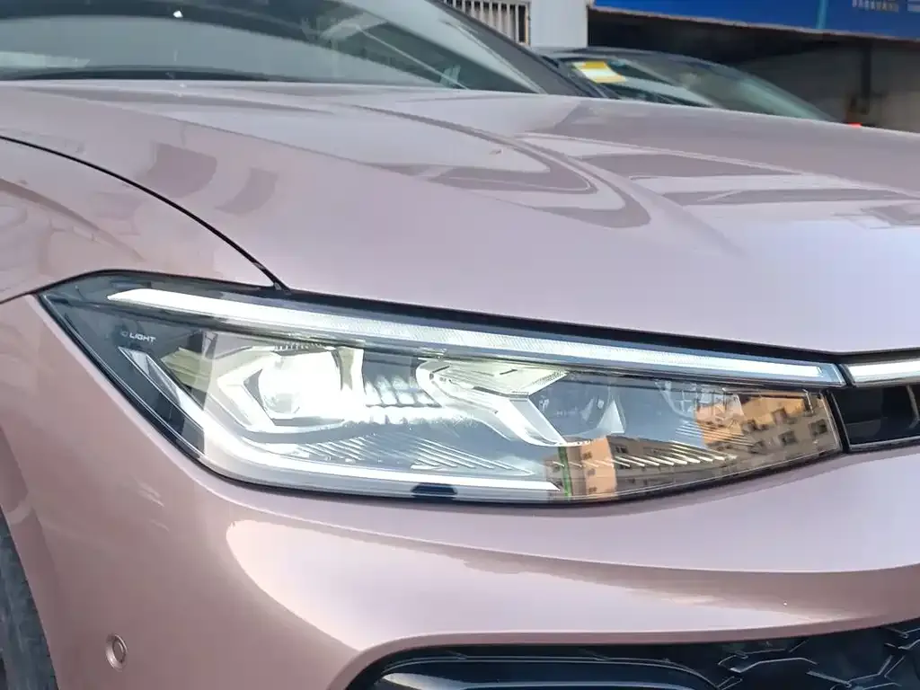 Volkswagen Passat — фото 5