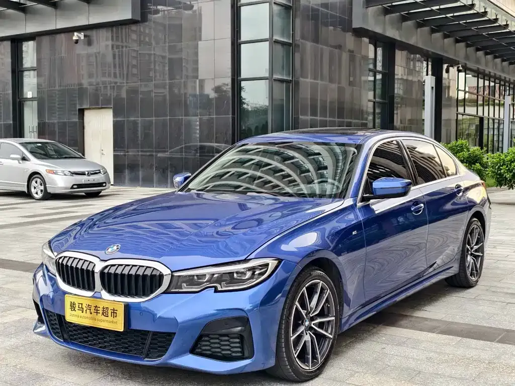 BMW 3 Series — фото 1