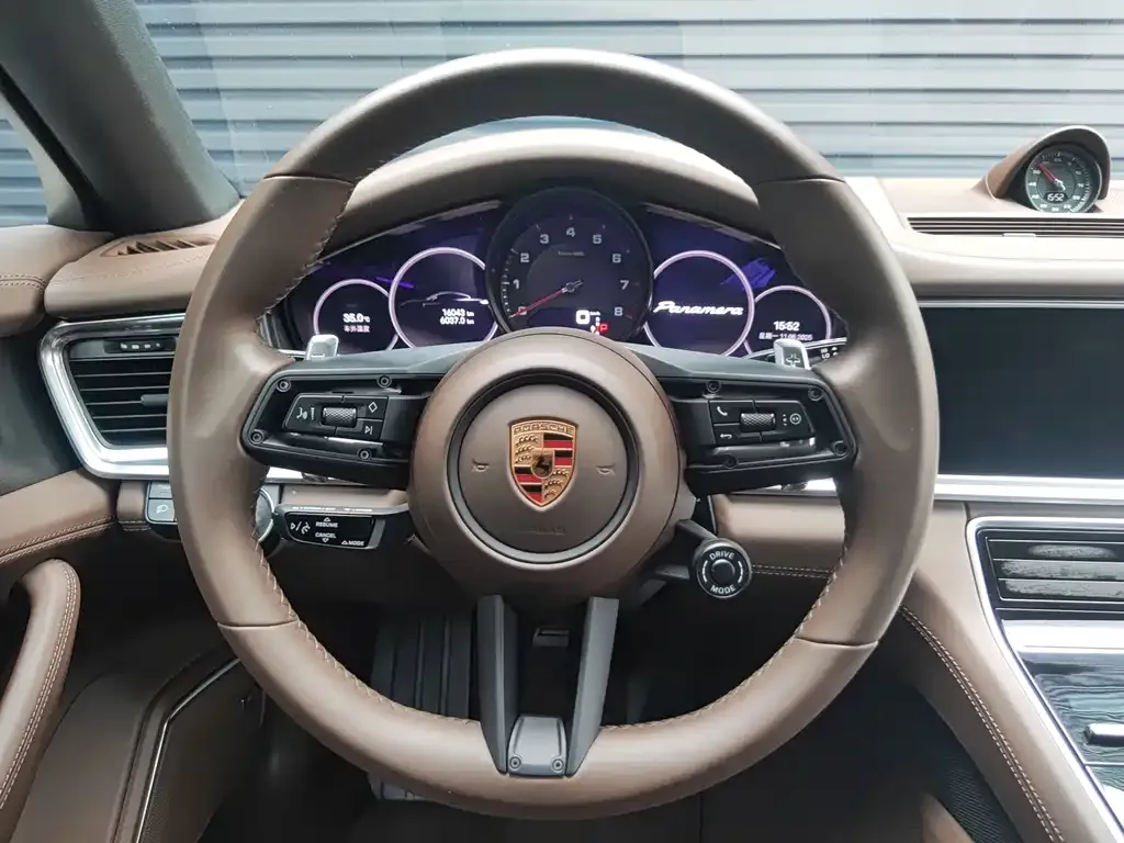 Porsche Panamera — фото 10