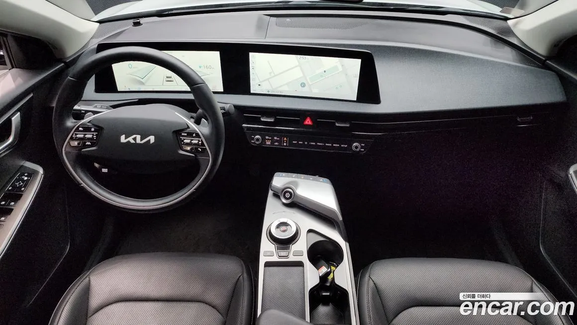 Kia EV6 — фото 7