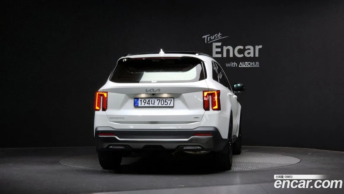 Kia Sorento — фото 4