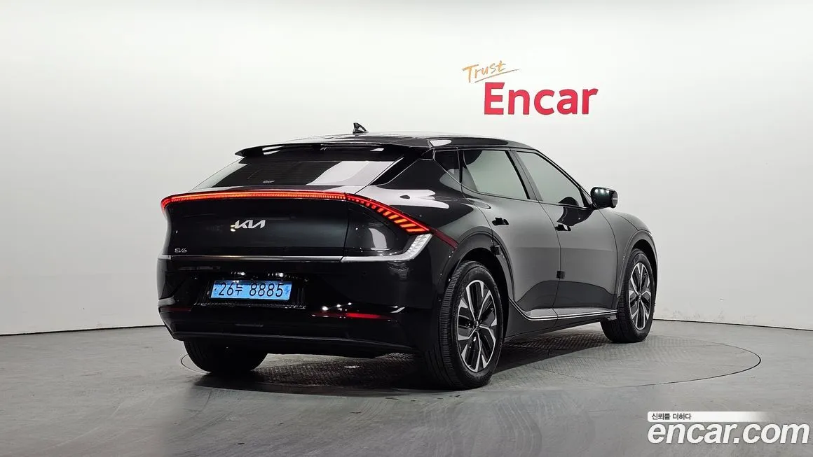 Kia EV6 — фото 2