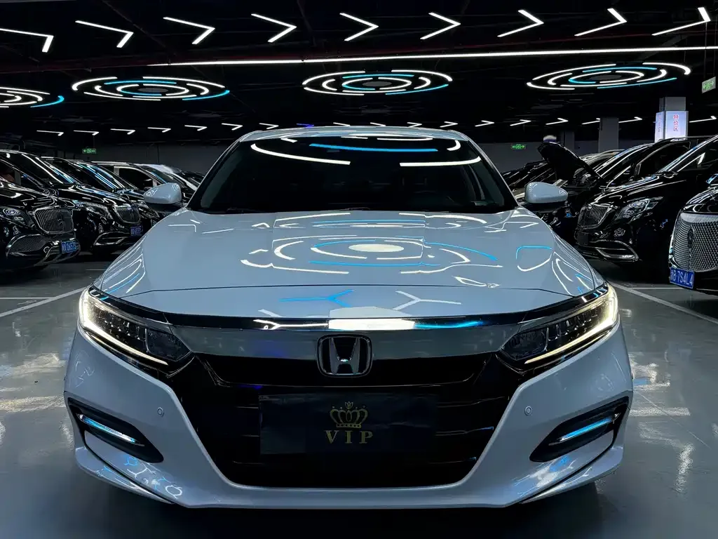 Honda Accord — фото 2