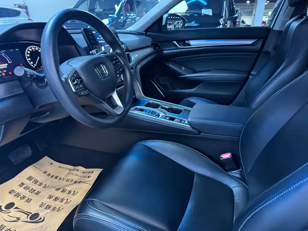 Honda Accord — фото 6