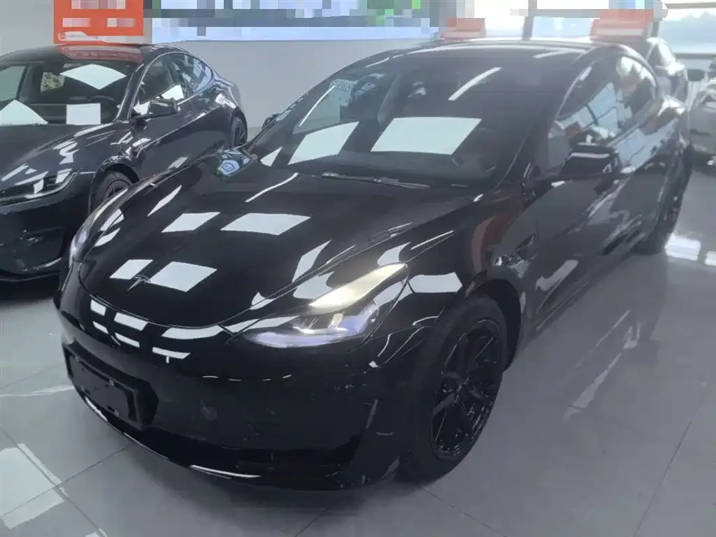 Tesla Model 3 — фото 2