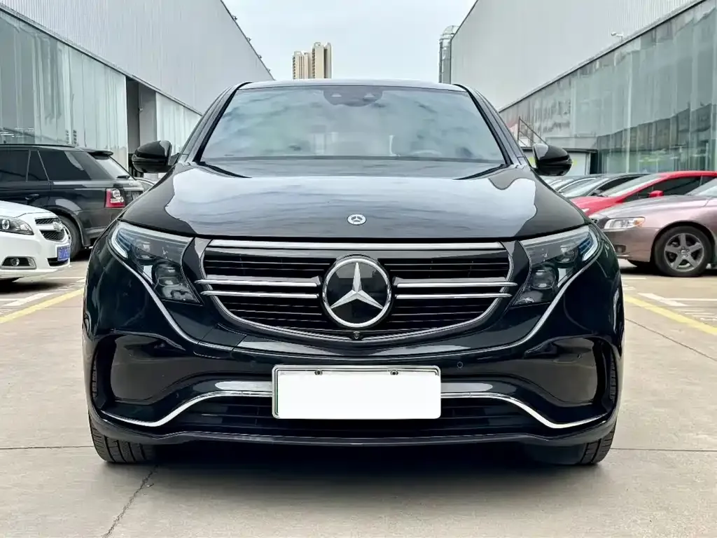 Mercedes-Benz EQC — фото 2