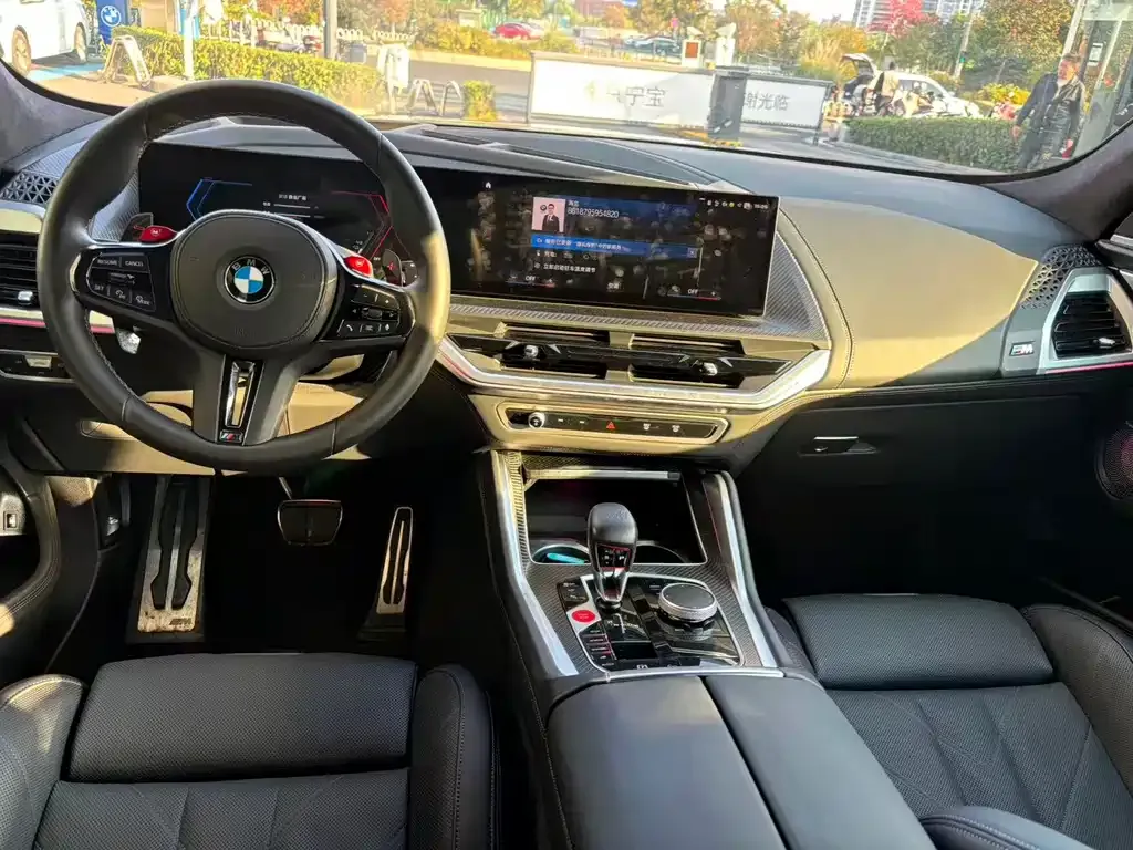 BMW XM — фото 6