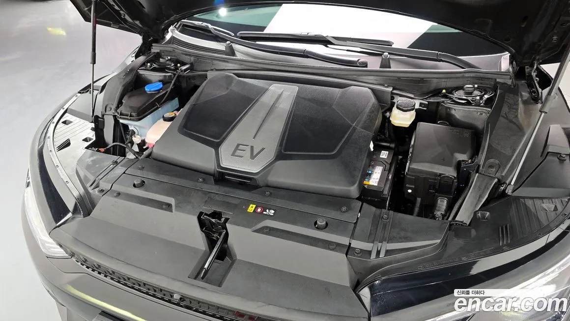 Kia EV6 — фото 6