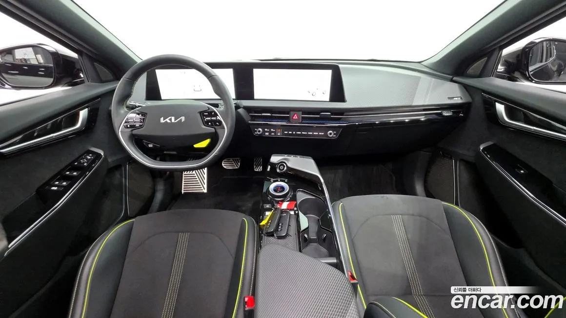 Kia EV6 — фото 7