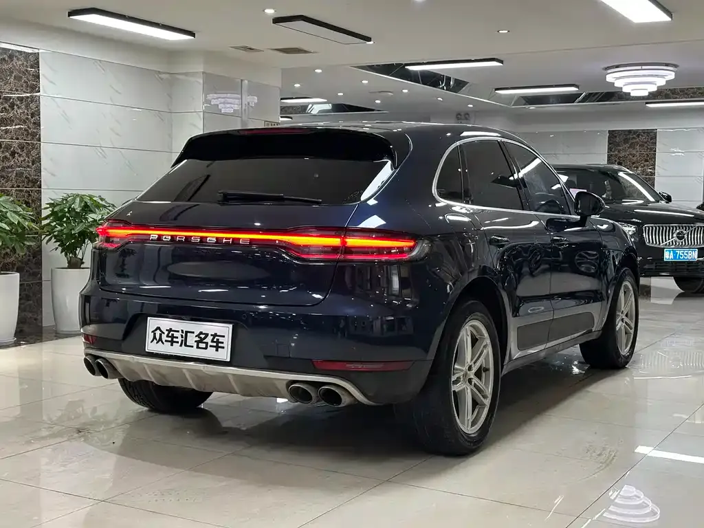 Porsche Macan — фото 6