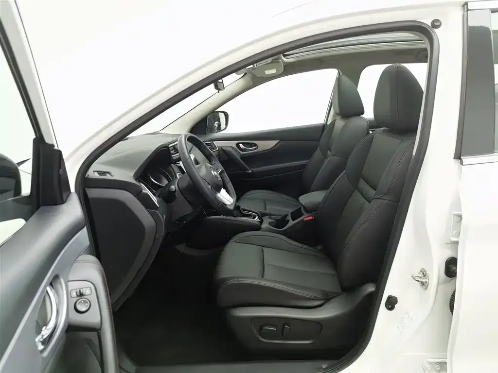 Nissan Qashqai — фото 10