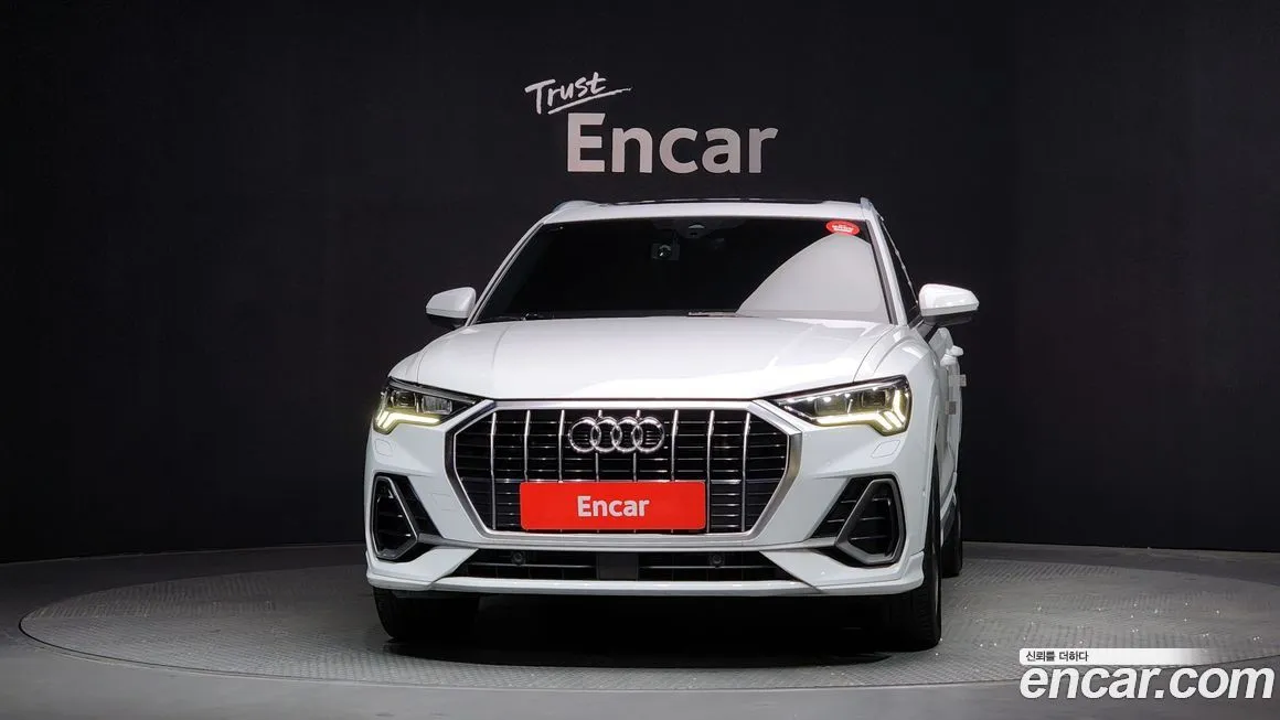 Audi Q3 — фото 3