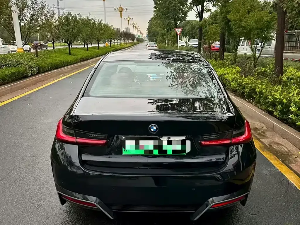 BMW i3 — фото 8