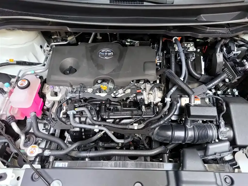 Toyota Granvia — фото 7