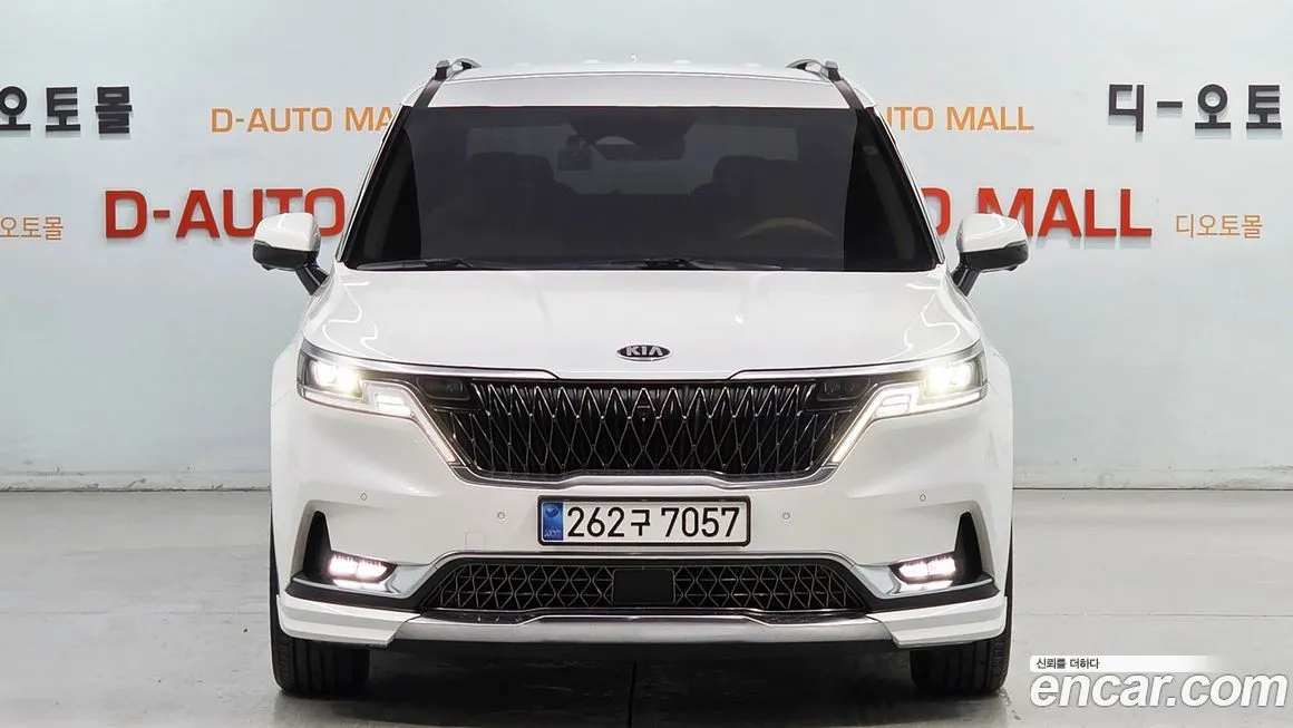 Kia Carnival — фото 2