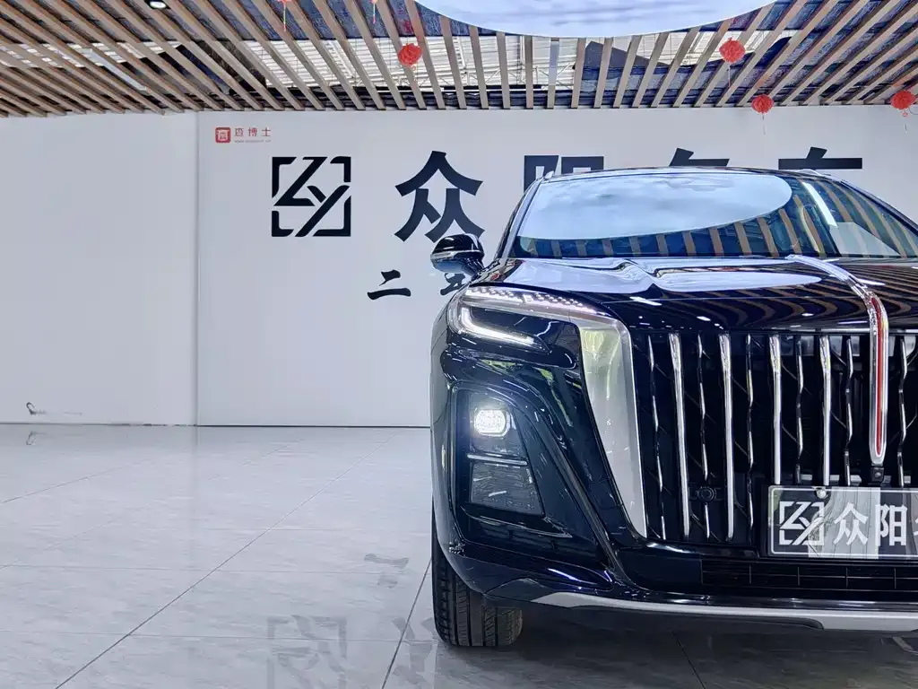 Hongqi HS3 — фото 4